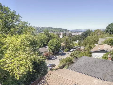 4132 23rd Ave SW, Seattle, WA 98106