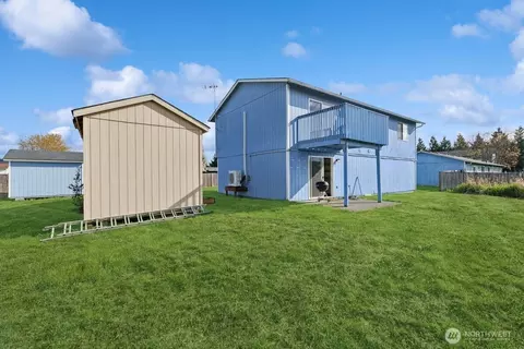 Exterior - 314 Broadway Blvd, Algona, WA 98001 photo 5 of 9