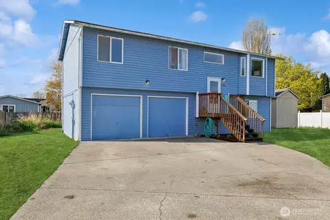 Exterior - 314 Broadway Blvd, Algona, WA 98001 photo 3 of 9