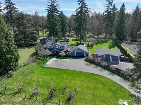 16005 SE Lake Holm Rd, Auburn, WA 98092
