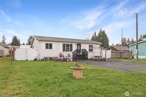 315 W 4th Ave, Pe Ell, WA 98572