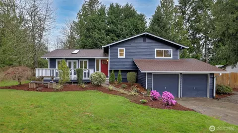 360 Dorado Dr NW, Issaquah, WA 98027