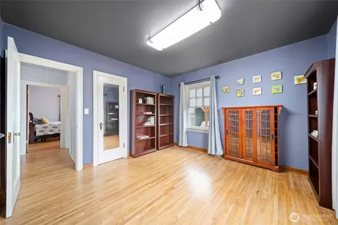 Bedroom - 511 E Chestnut St, Walla Walla, WA 99362 photo 1 of 3