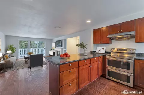 12300 SE 41st Ln SE #24, Bellevue, WA 98006