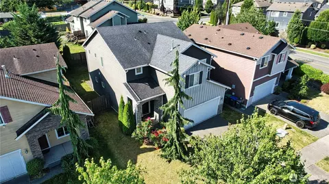 226 202nd Avenue Pl SW, Lynnwood, WA 98036