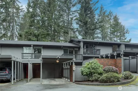 2002 SE 16th Ct, Renton, WA 98055