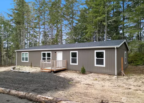 650 Wilson Way, Grapeview, WA 98546 photo 3