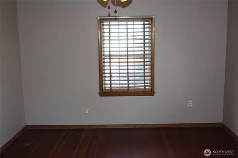 Bedroom - 112 E 3rd St, Lind, WA 99341 photo 1 of 4