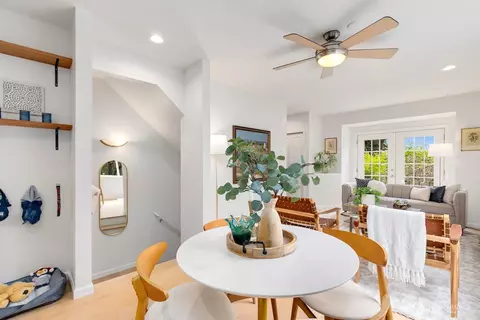 Dining - 125 20th Ave E #B, Seattle, WA 98112 photo 3 of 3