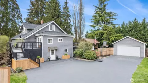 2803 9th St SW, Puyallup, WA 98373