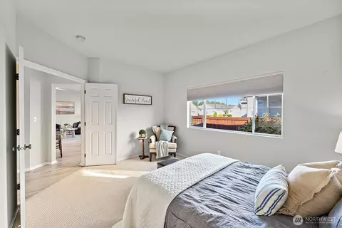 Bedroom - 7413 144th Ave E, Sumner, WA 98390 photo 2 of 4