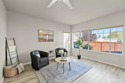 Living - 7413 144th Ave E, Sumner, WA 98390 photo 5 of 6