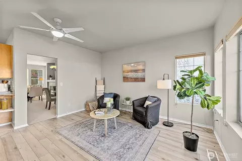 Living - 7413 144th Ave E, Sumner, WA 98390 photo 6 of 6