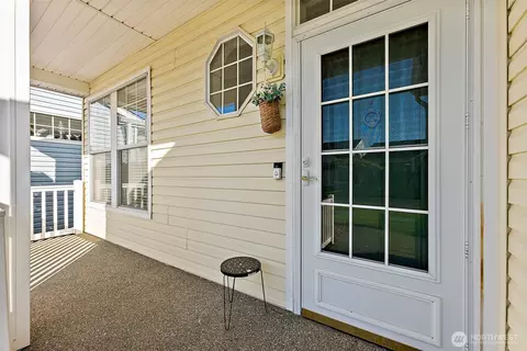 Exterior - 7413 144th Ave E, Sumner, WA 98390 photo 3 of 6