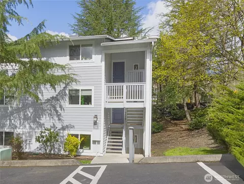 14124 NE 181st Pl #H105, Woodinville, WA 98072