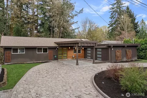 628 129th Pl NE, Bellevue, WA 98005