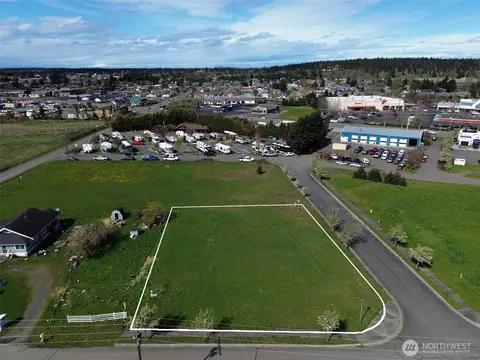99999 E Hammond, Sequim, WA 98382 photo 2