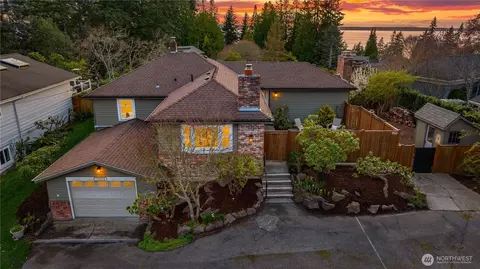 19124 92nd Ave W, Edmonds, WA 98020