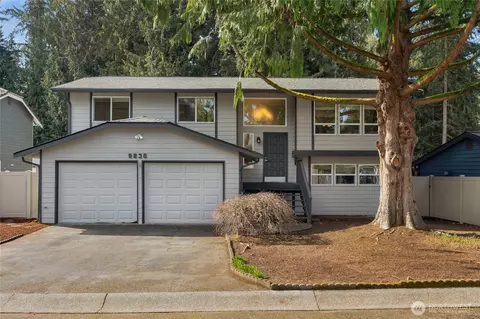 9830 237th Pl SW, Edmonds, WA 98020