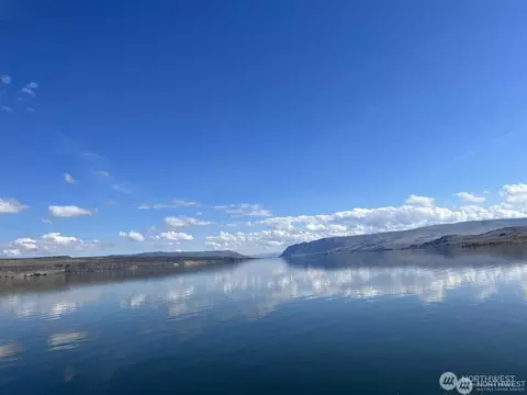 240 Basin Pointe Loop, Vantage, WA 98950 photo 2