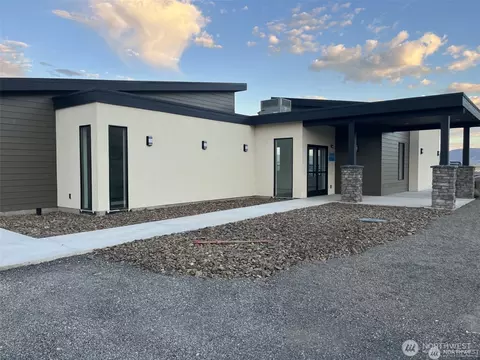 240 Basin Pointe Loop, Vantage, WA 98950 photo 3