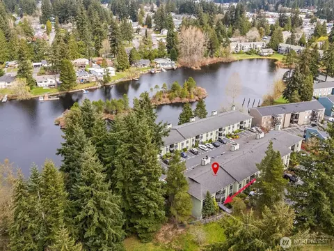 View/Area - 615 75th St SE #D64, Everett, WA 98203 photo 2 of 5