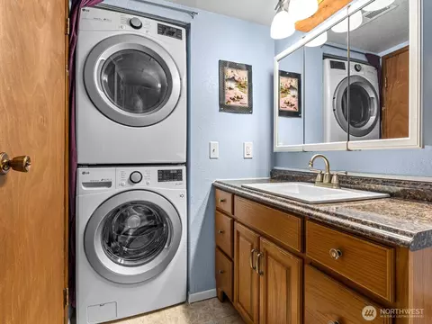 Other - 615 75th St SE #D64, Everett, WA 98203 photo 1 of 2