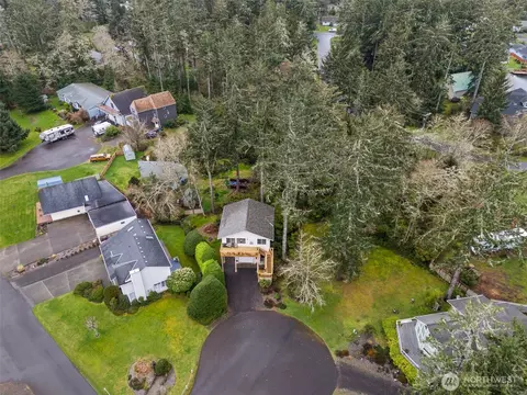 821 Ketch Ct, Ocean Shores, WA 98569