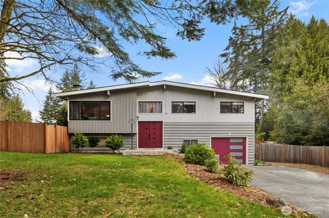 9 216th St SE, Bothell, WA 98021