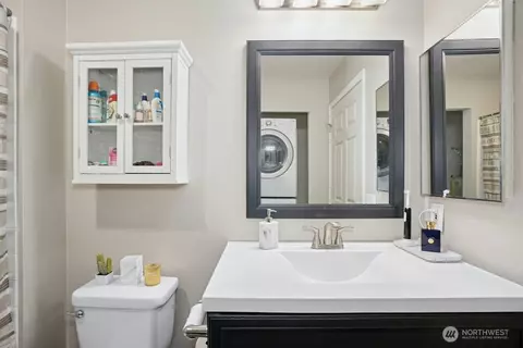 Bath - 15300 112th Ave NE #C102, Bothell, WA 98011 photo 2 of 2