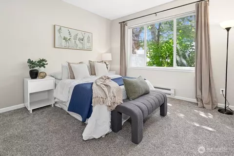 Bedroom - 15300 112th Ave NE #C102, Bothell, WA 98011 photo 1 of 2