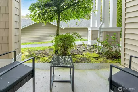 Exterior - 15300 112th Ave NE #C102, Bothell, WA 98011 photo 3 of 5