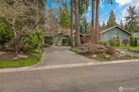 5550 Peregrine Way, Blaine, WA 98230