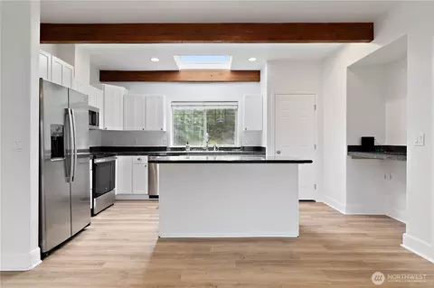 Kitchen - 27615 36th Ave E, Spanaway, WA 98387 photo 1 of 3