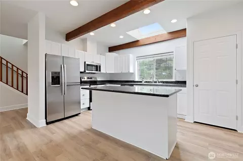 Kitchen - 27615 36th Ave E, Spanaway, WA 98387 photo 3 of 3