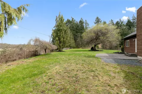 Exterior - 27615 36th Ave E, Spanaway, WA 98387 photo 5 of 8