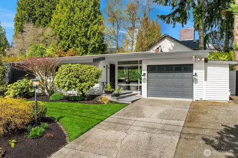 11014 SE 2nd St, Bellevue, WA 98004