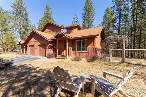 36 Horizon Flats Rd, Winthrop, WA 98862