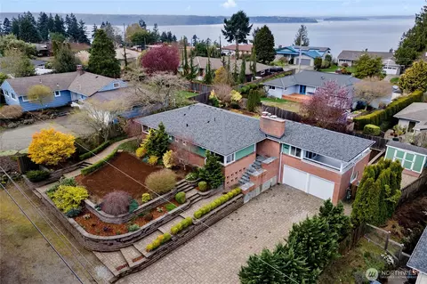 16709 Marine View Dr SW, Burien, WA 98166