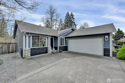 12022 170th St E, Puyallup, WA 98374