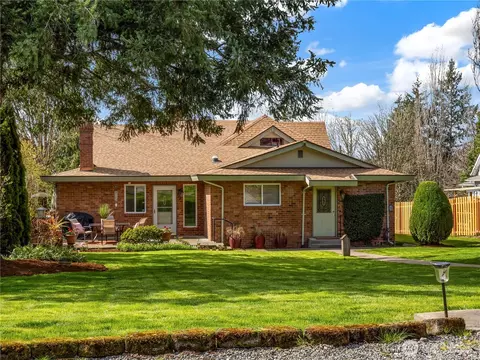 915 Milton Way, Milton, WA 98354