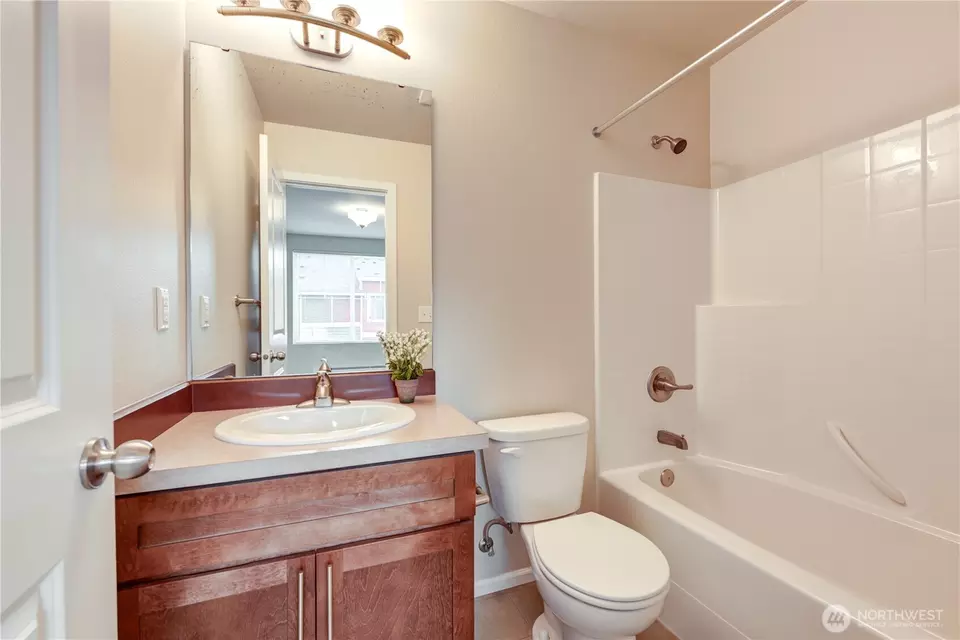 Bath - 13416 45th SE #5, Mill Creek, WA 98012 photo 2 of 3
