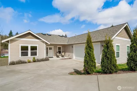1110 Grandview Ave, Shelton, WA 98584
