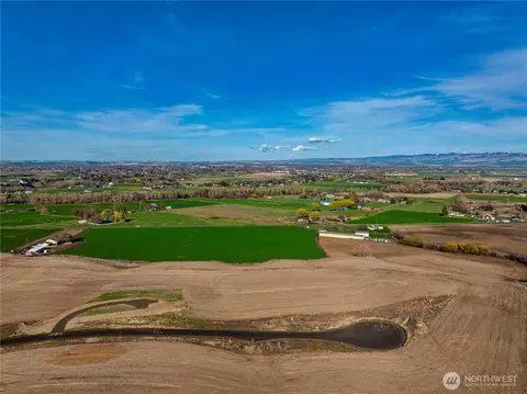 8 Ledgestone Dr, Walla Walla, WA 99362 photo 3