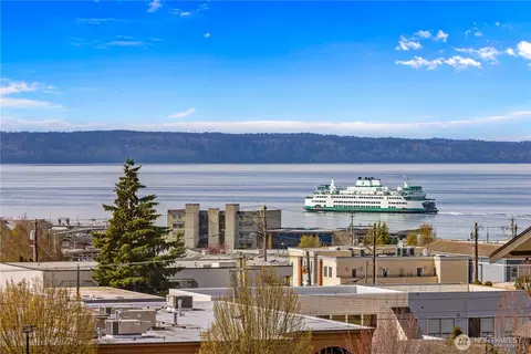 524 Maple St #104, Edmonds, WA 98020