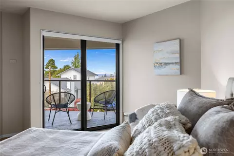 Bedroom - 524 Maple St #104, Edmonds, WA 98020 photo 2 of 3