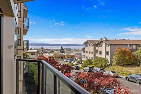 View/Area - 524 Maple St #104, Edmonds, WA 98020 photo 3 of 7