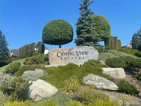 119 Crystal Crest Dr, Chelan, WA 98816