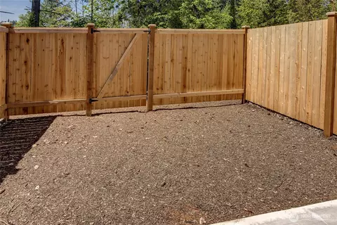 8818 NE 173rd Pl #B, Bothell, WA 98011 photo 9