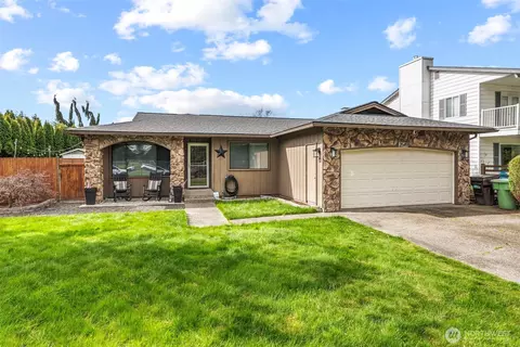 2549 42nd Ave, Longview, WA 98632